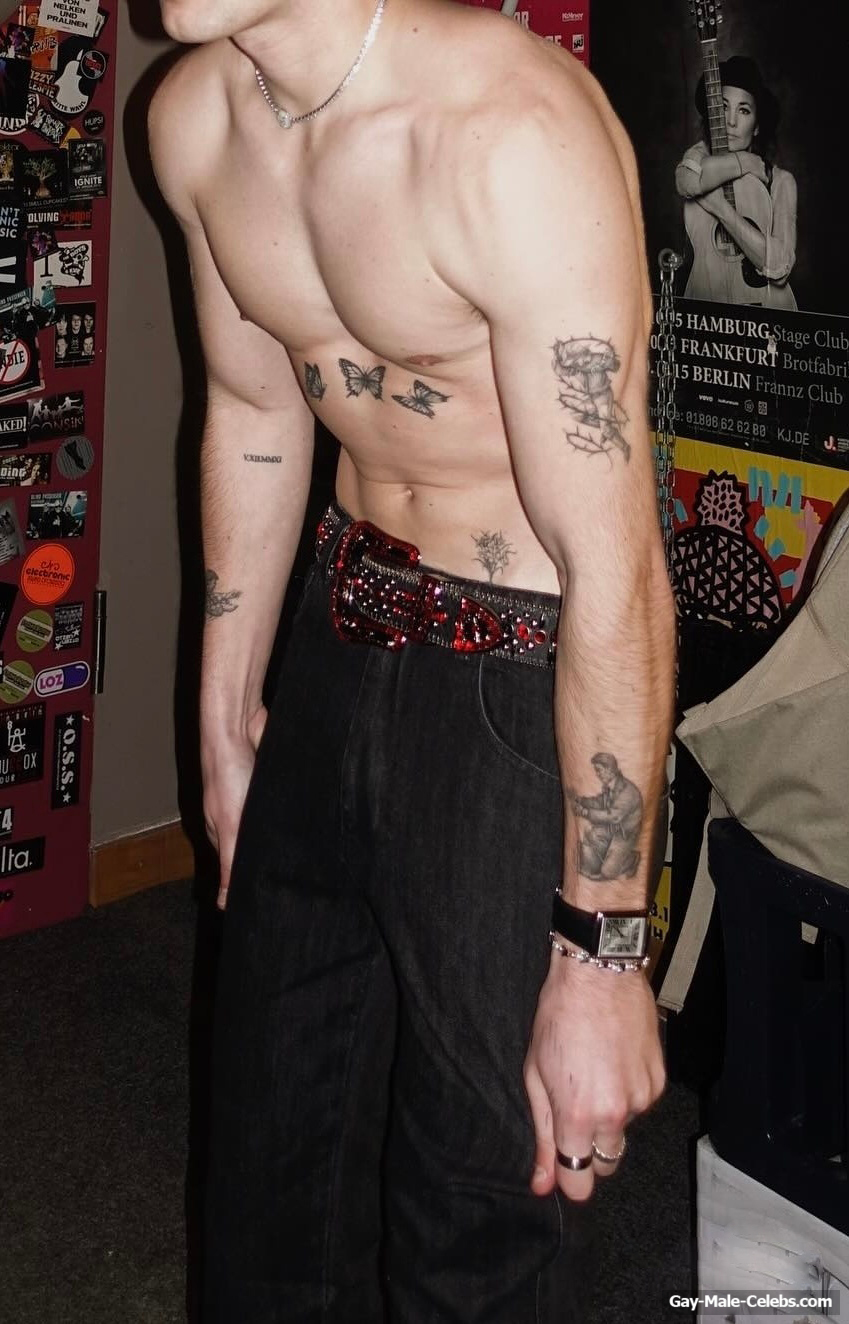 Johnny Orlando Nude Cock Slip And Underwear Photos