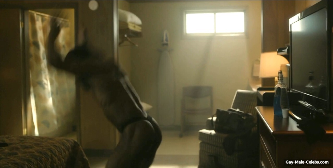 Johnny Ray Gill In Cross