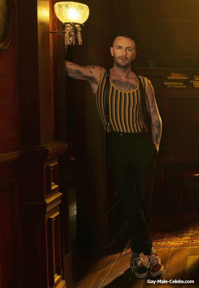 Joseph Gilgun Nude And Dick Bulge Photos