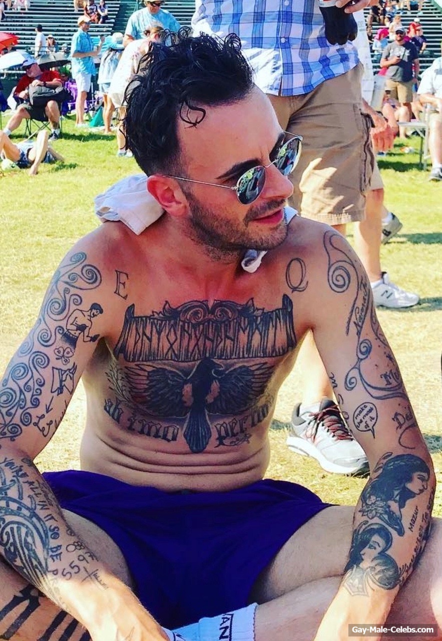 Joseph Gilgun Nude And Dick Bulge Photos