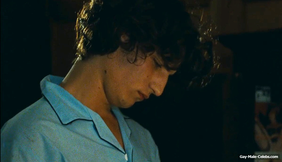 Louis Garrel Jerk Off And Uncensored Pee Scenes in Ma Mere