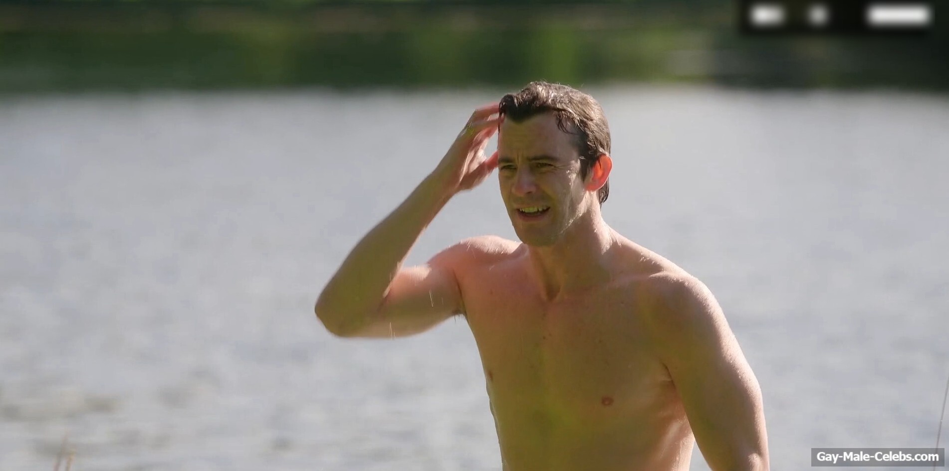 Luke Thompson Nude Scenes in Bridgerton