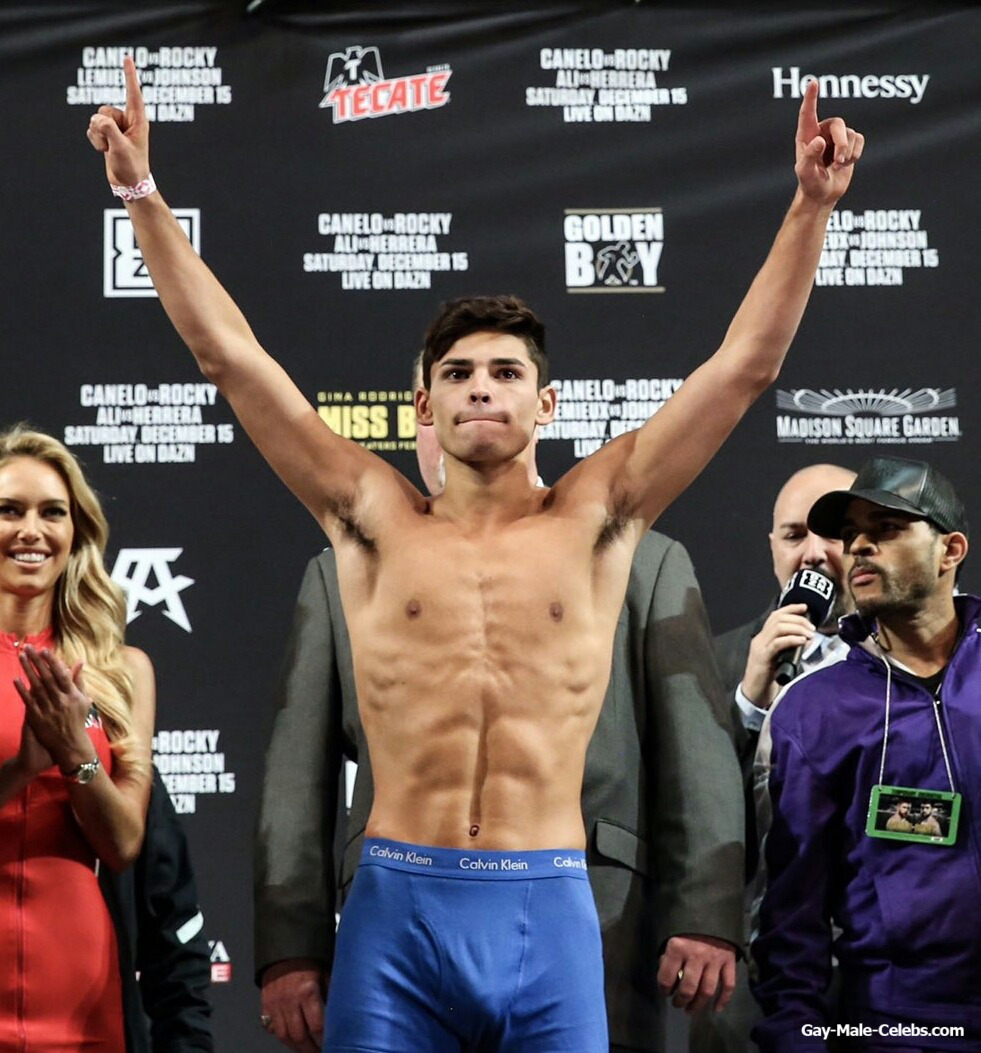 Ryan Garcia cock bulge
