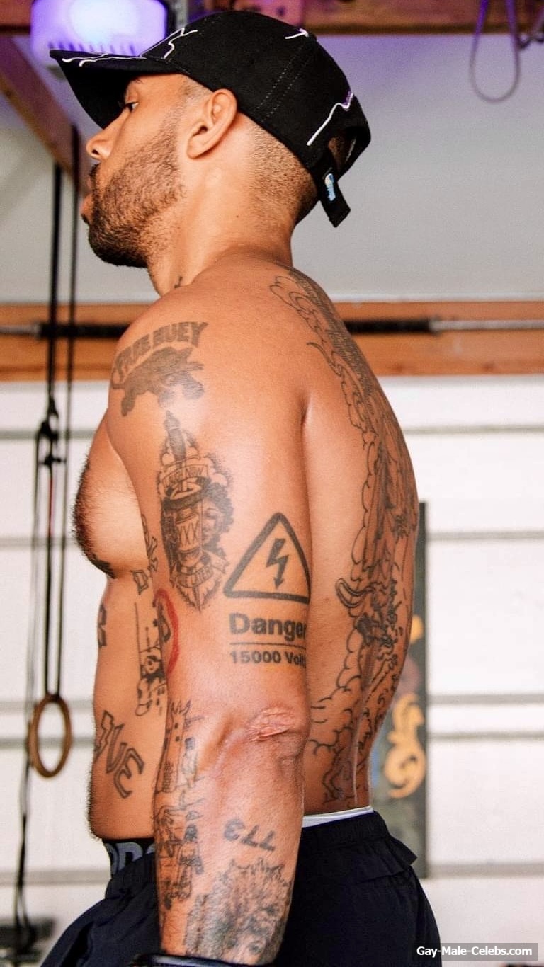 Vic Mensa nude and underwear pics
