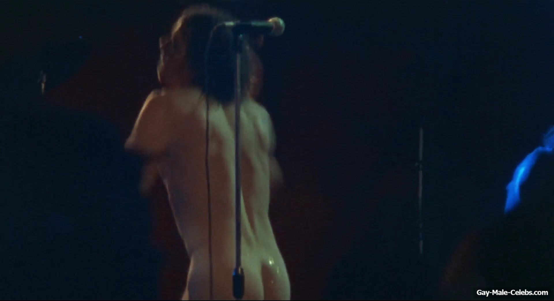 Ewan McGregor frontal nude in Velvet Goldmine