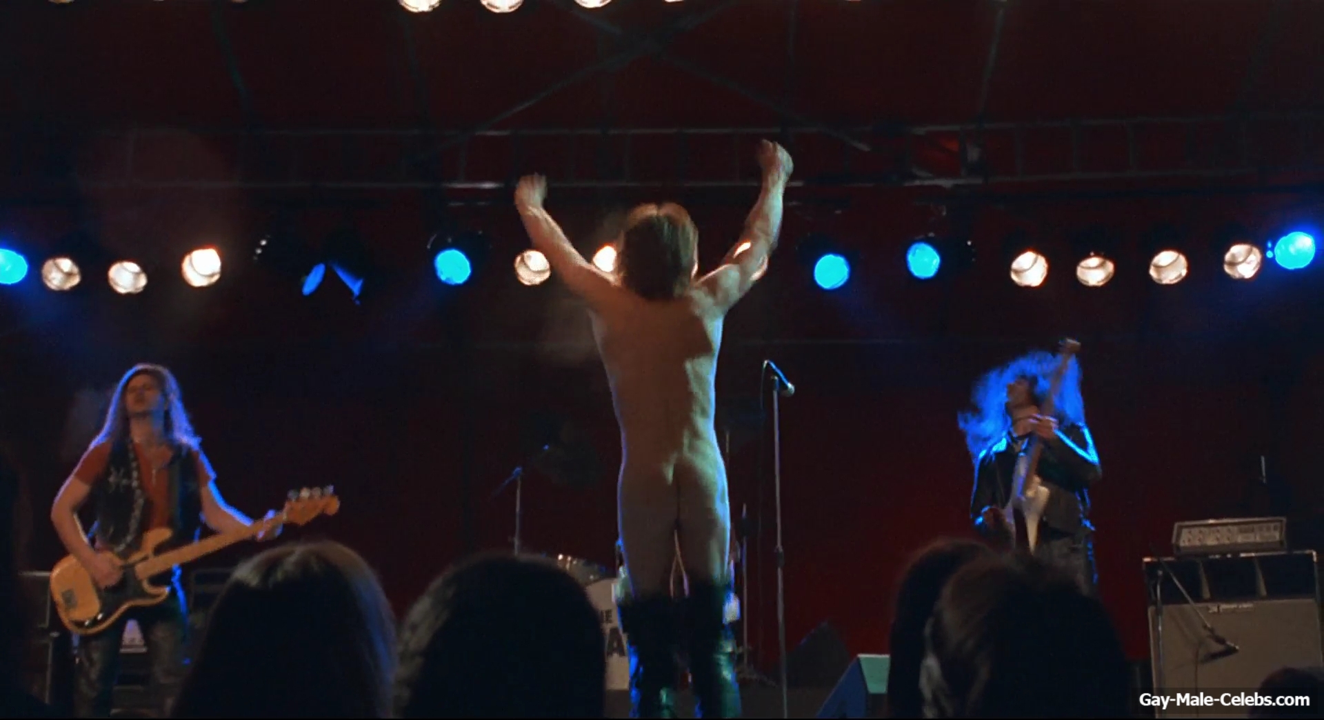 Ewan McGregor frontal nude in Velvet Goldmine