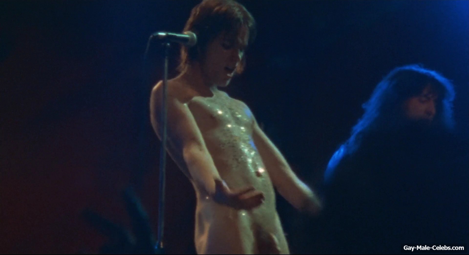 Ewan McGregor frontal nude in Velvet Goldmine