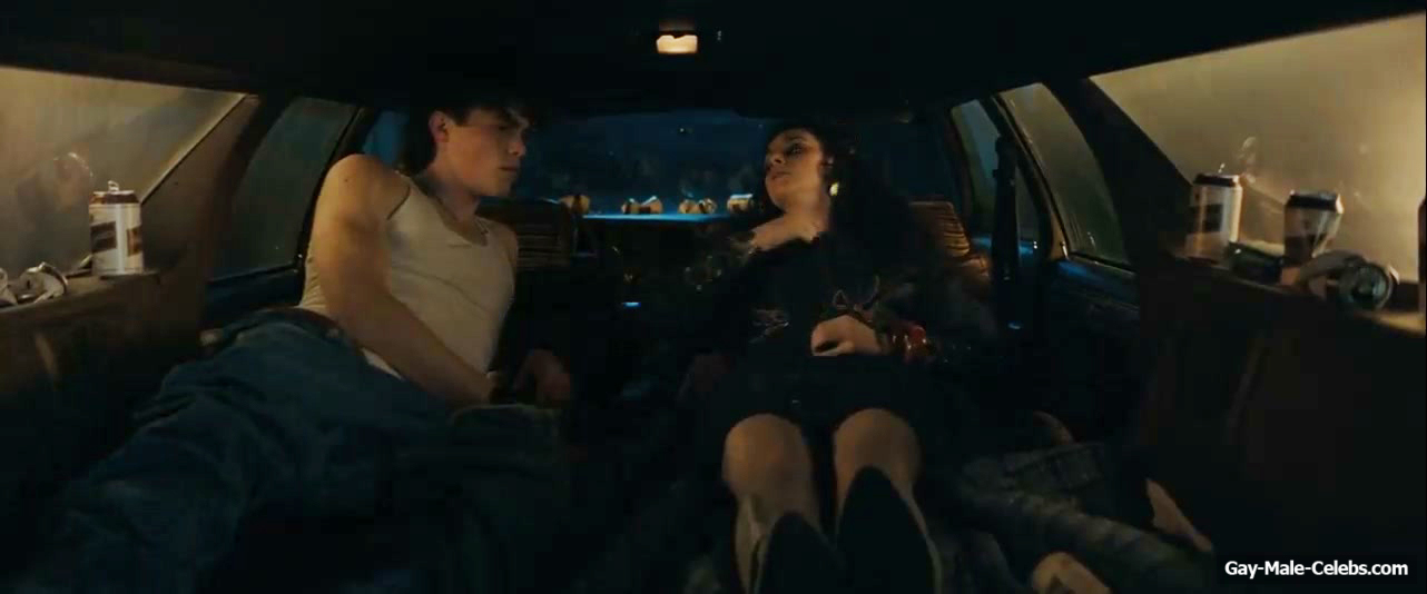 Jack Champion Cock Bulge Underwear Scenes in Everythings Going to Be Great