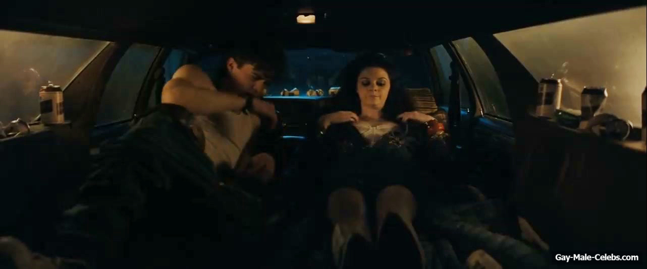 Jack Champion Cock Bulge Underwear Scenes in Everythings Going to Be Great