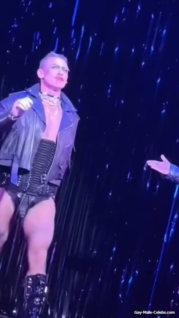 Luke Evans huge penis bulge erotic show