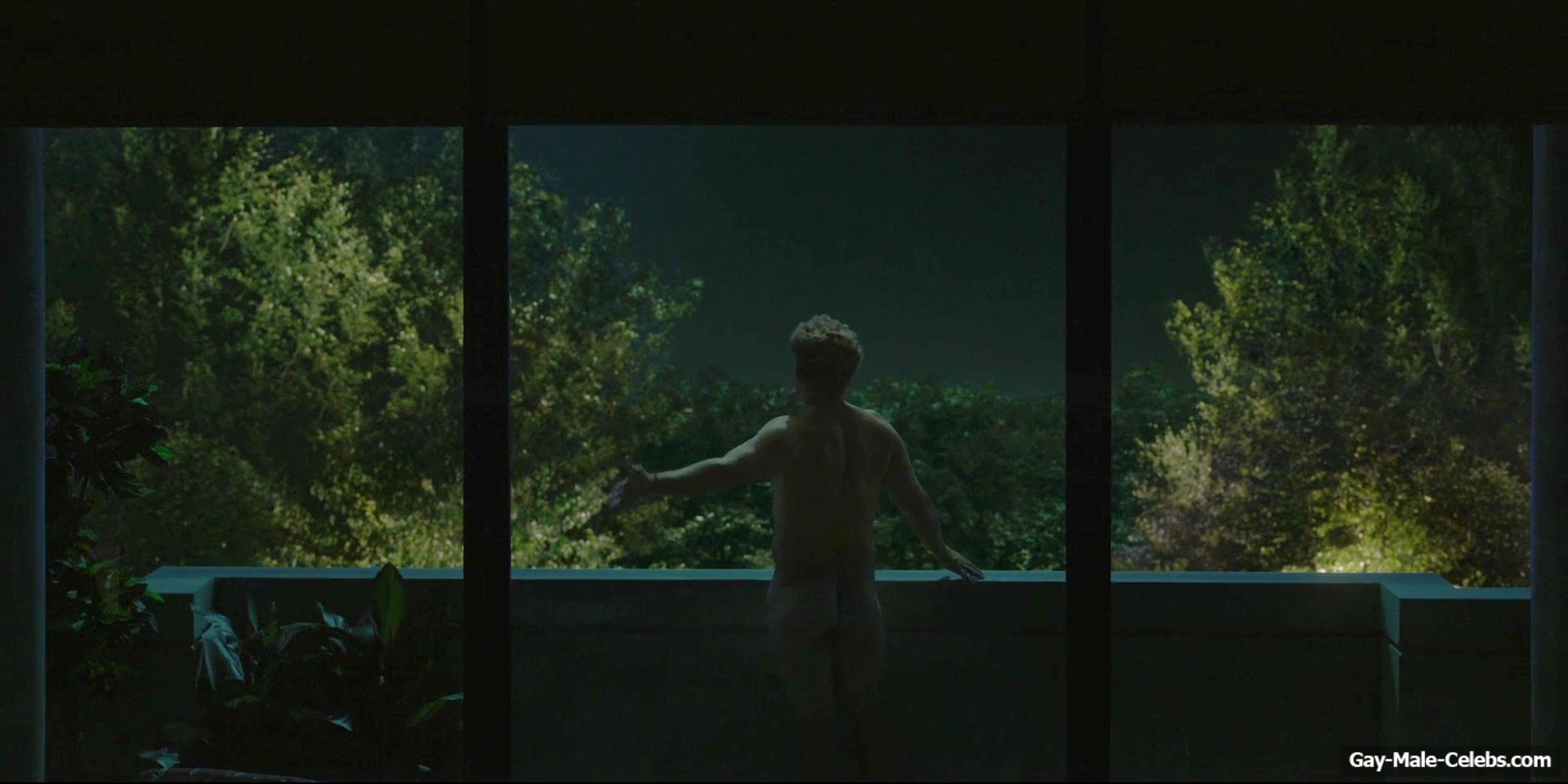 Billy Magnussen nude scenes in The Audacity