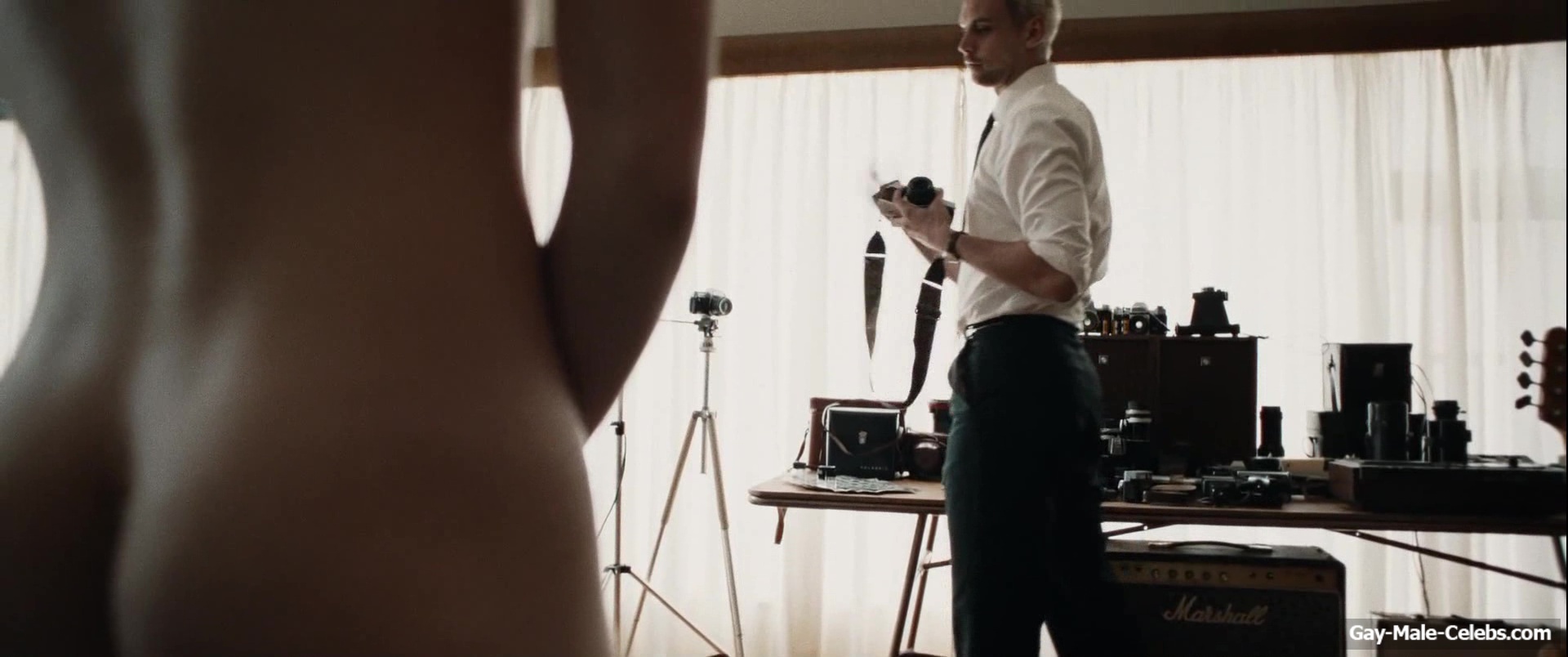 Ed Oxenbould nude and underwear in Head South