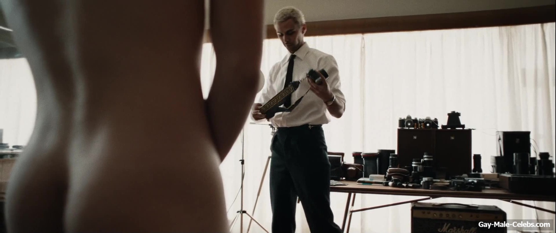 Ed Oxenbould nude and underwear in Head South