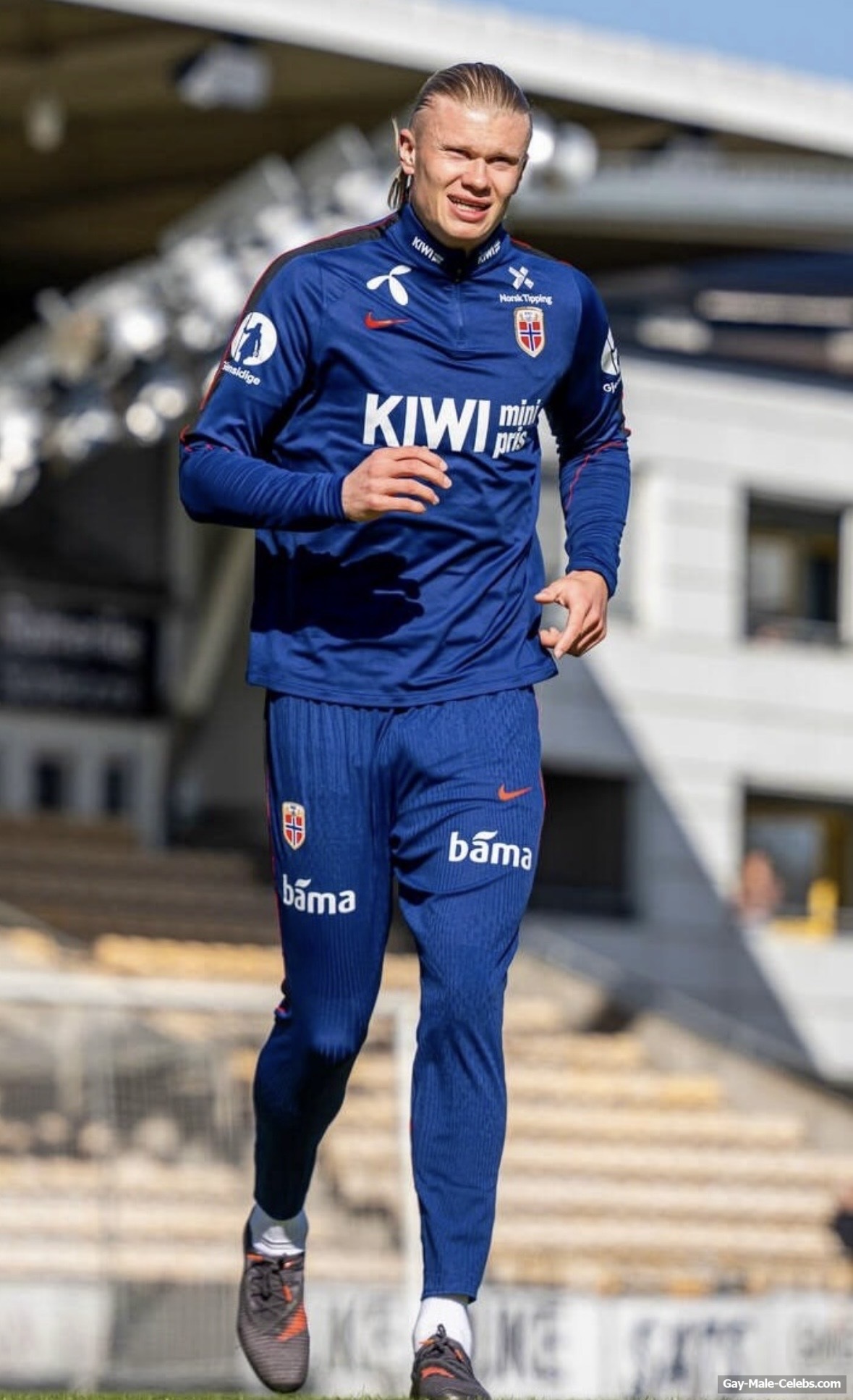 Erling Haaland Huge Penis Bulge Photos