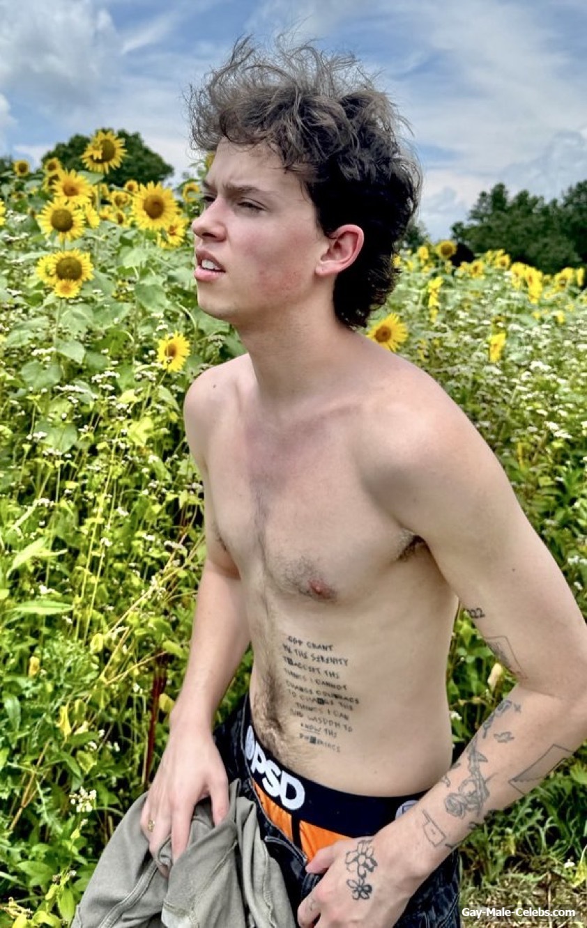 nude male celeb hunk