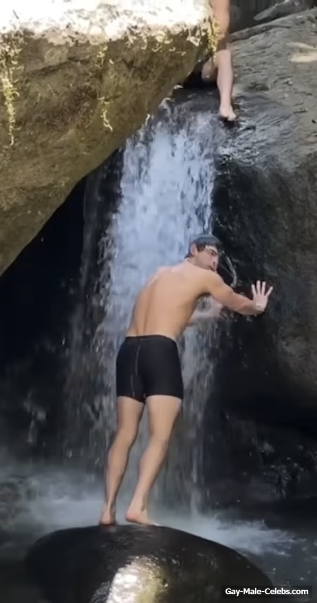 Joe Jonas Shirtless And Cock Bulge Video