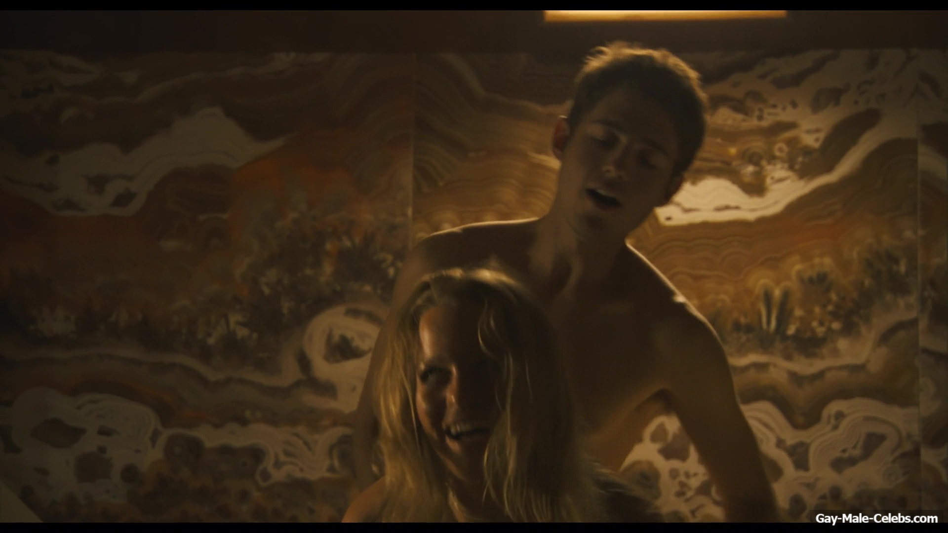 Julian Morris frontal nude in Donkey Punch