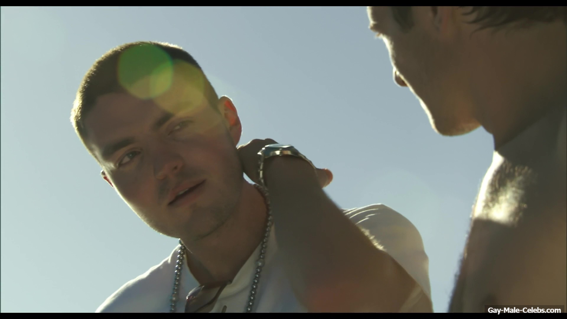 Julian Morris frontal nude in Donkey Punch