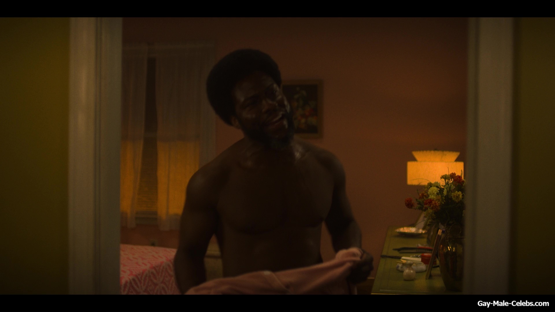 Kevin Hart Nude in Fight Night The Million Dollar Heist