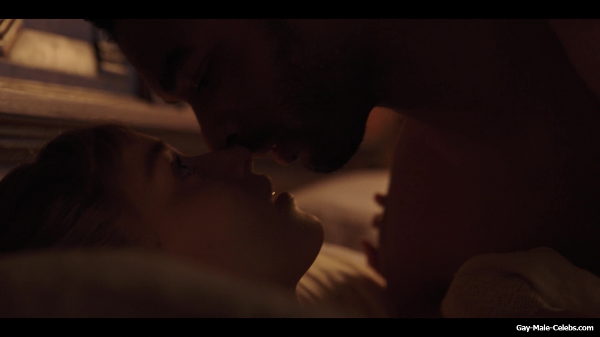 Rege-Jean Page Nude Sex Scenes in Bridgerton