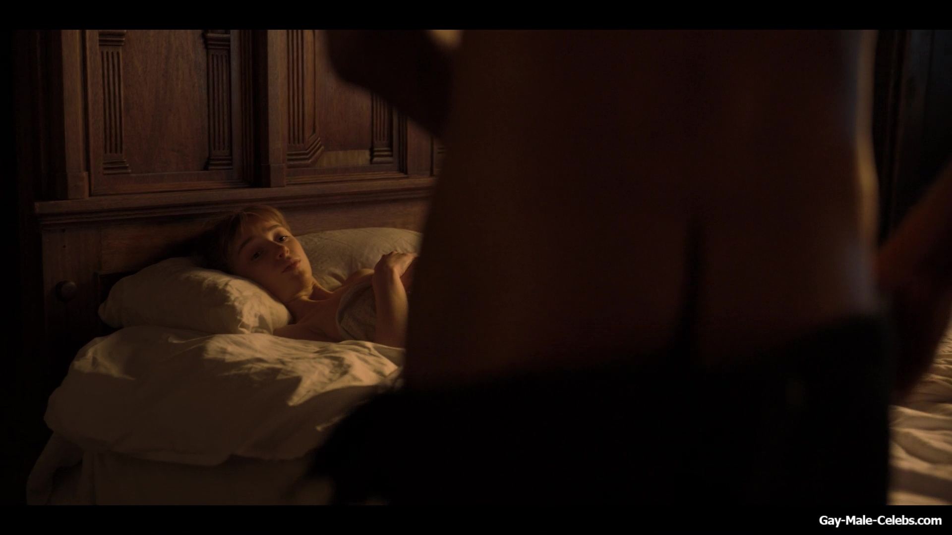 Rege-Jean Page Nude Sex Scenes in Bridgerton