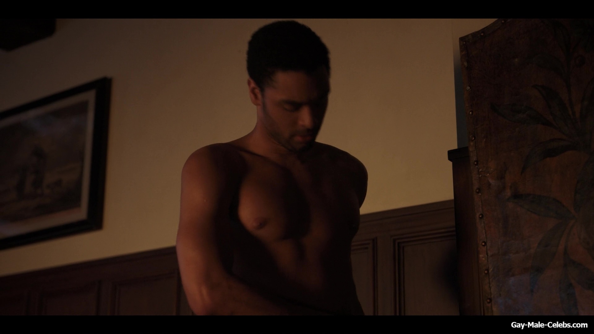 Rege-Jean Page Nude Sex Scenes in Bridgerton