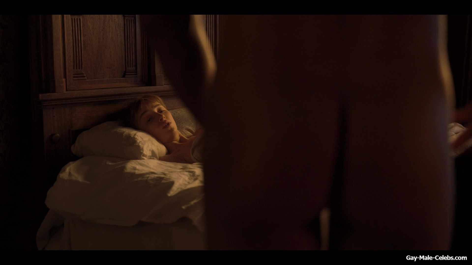 Rege-Jean Page Nude Sex Scenes in Bridgerton