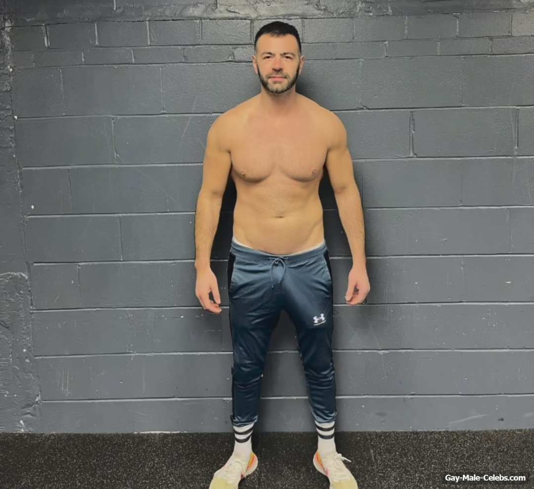 David Tag Cock Bulge Moment and Hot Underwear Pics