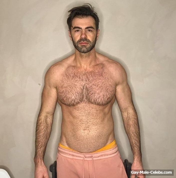 David Tag nudity
