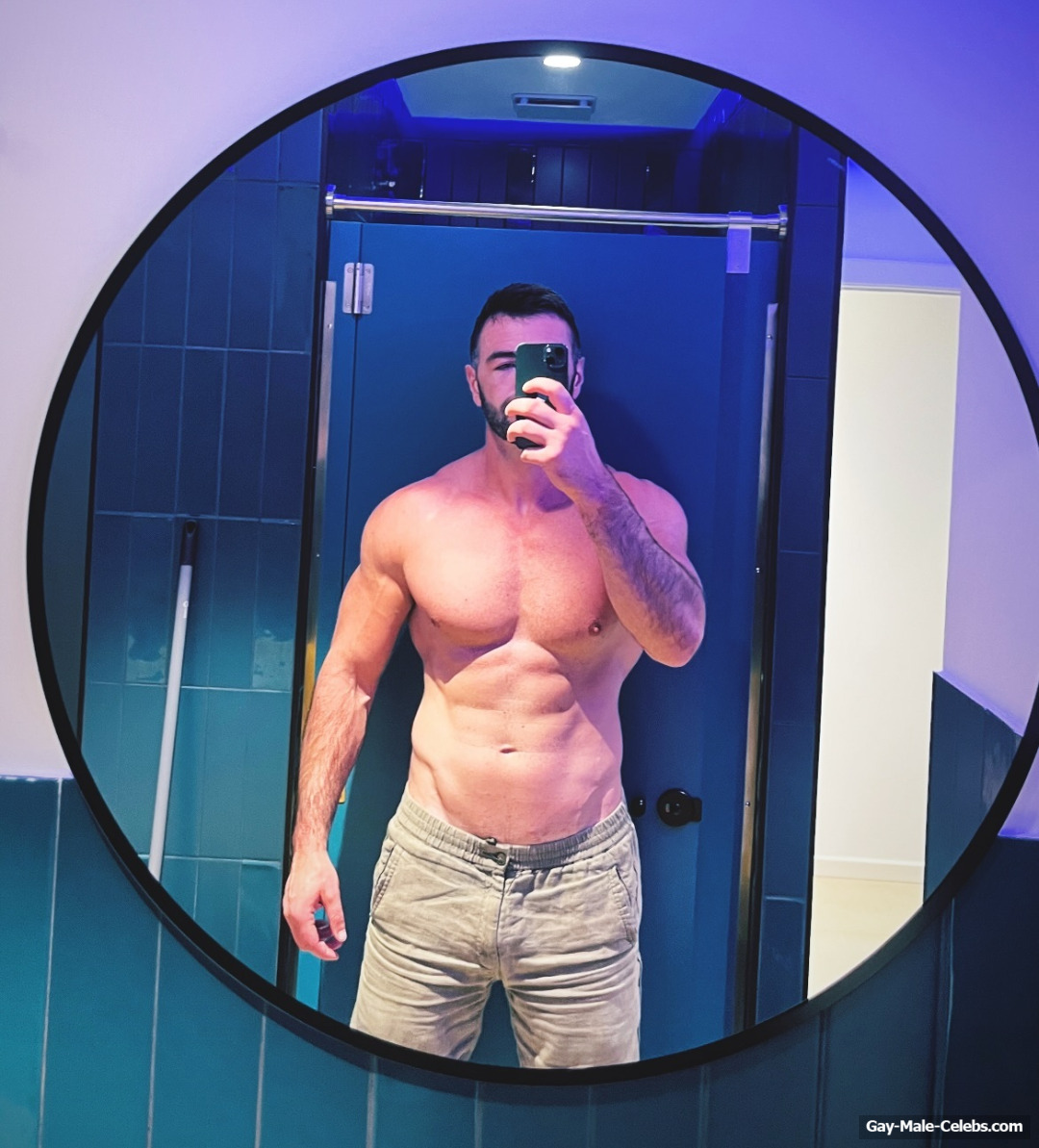 David Tag Cock Bulge Moment and Hot Underwear Pics