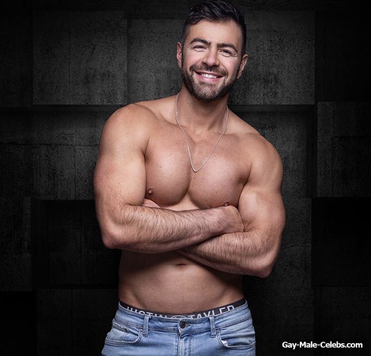 David Tag Cock Bulge Moment and Hot Underwear Pics