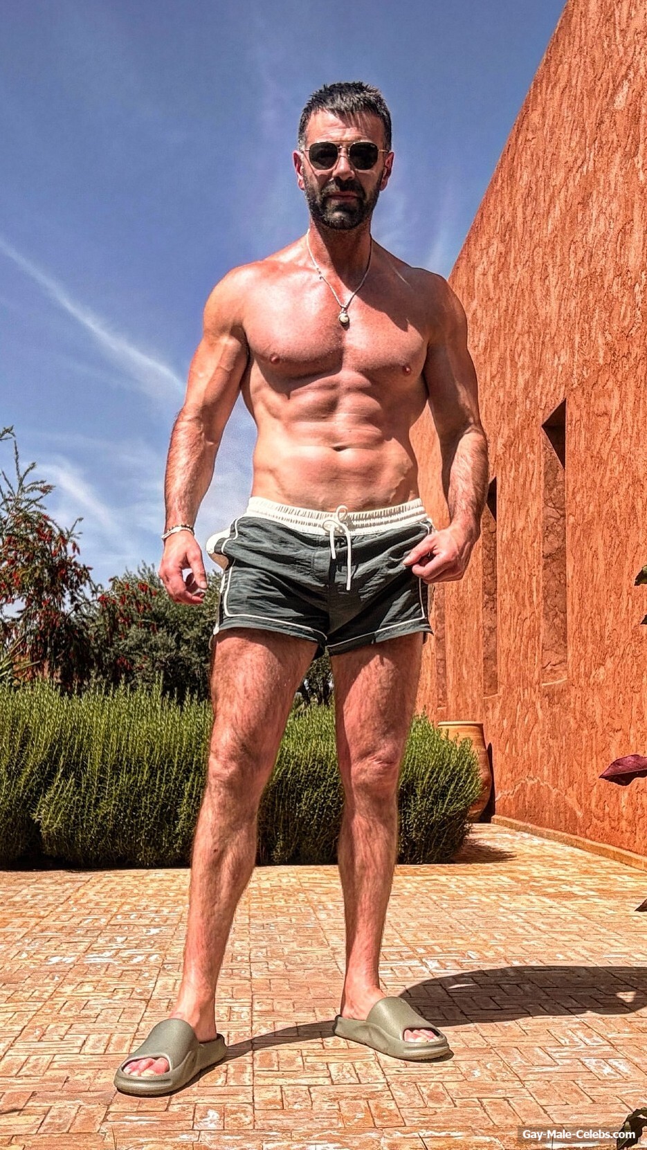 David Tag Cock Bulge Moment and Hot Underwear Pics