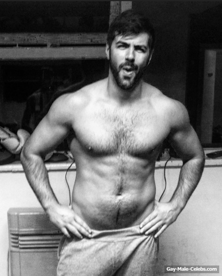 David Tag Cock Bulge Moment and Hot Underwear Pics