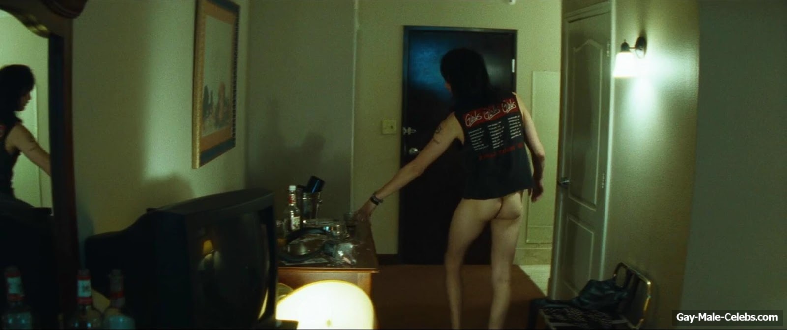 Douglas Booth nude ass in The Dirt