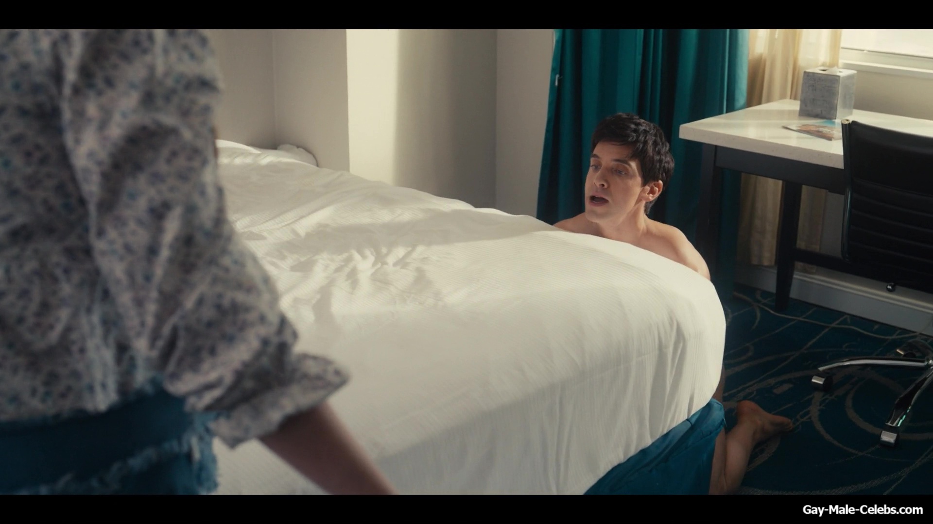 Paul W Downs Nude And Sexy in Hacks