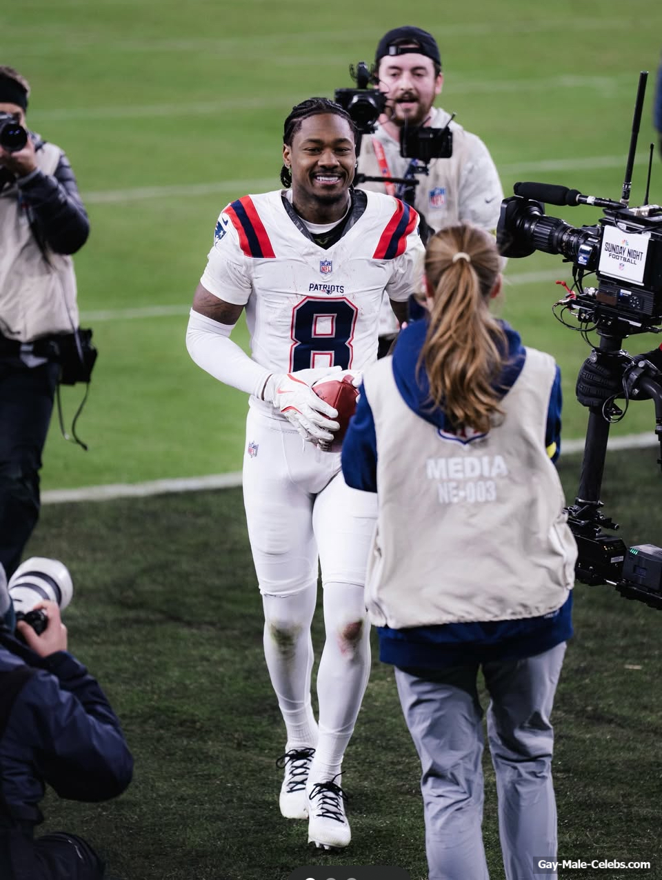 Stefon Diggs Nude Video And Huge Bulge Photos
