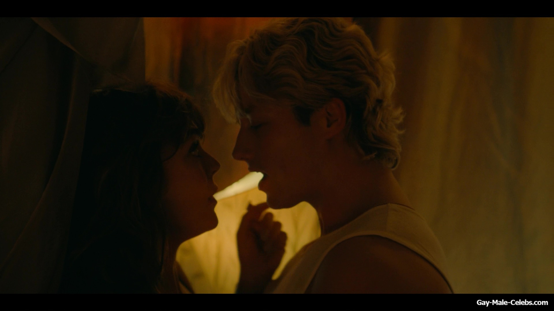 Stephen Kalyn Nude And Doggy Sex Scenes in Off Campus