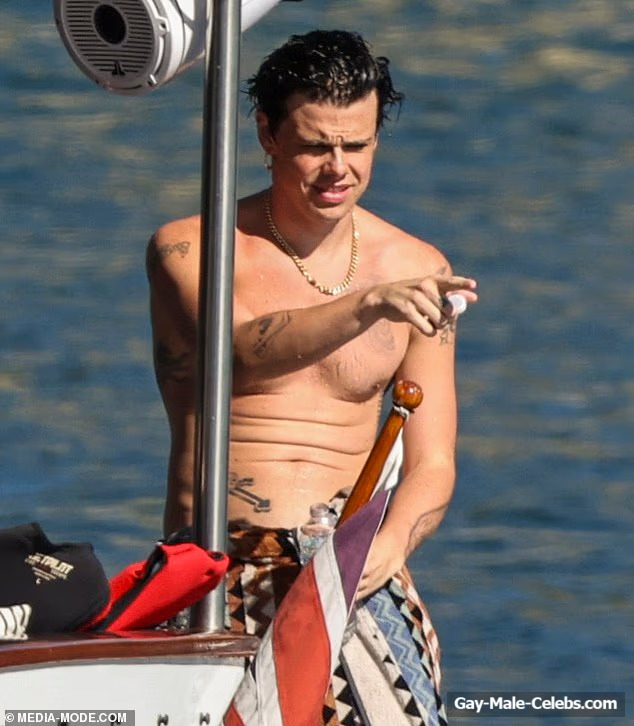 Yungblud nude and sexy pics