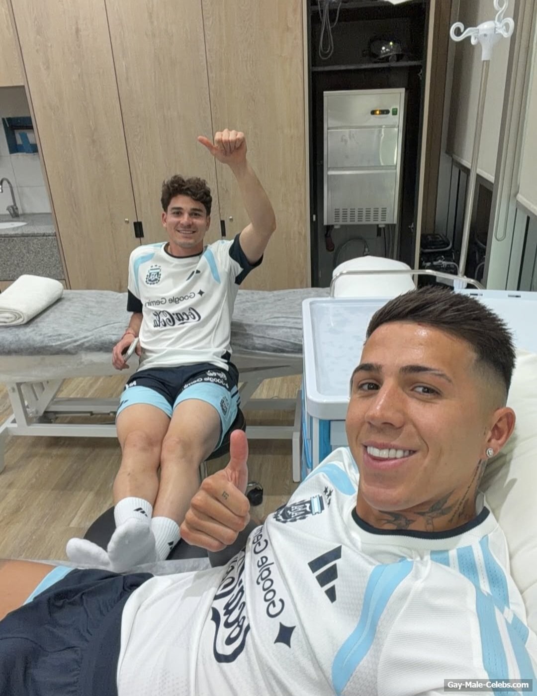 Enzo Fernandez Cock Bulge And Shaved Pubis Pics