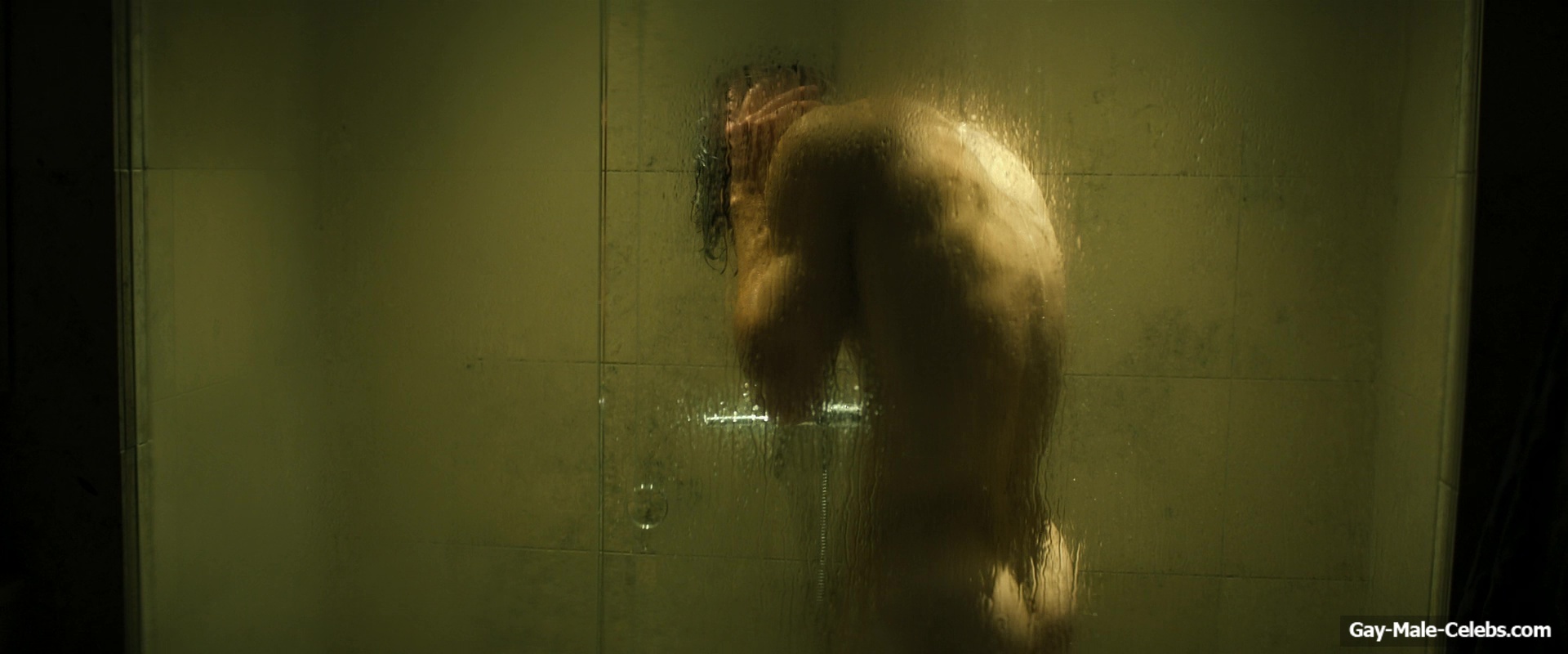 Isac Calmroth Nude Shower Scenes in Doktor Glas