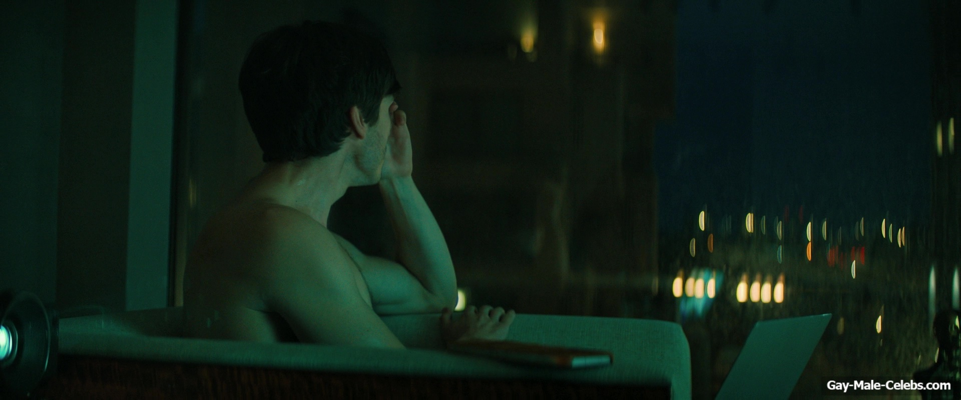 Isac Calmroth Nude Shower Scenes in Doktor Glas
