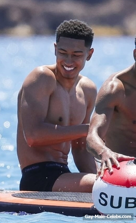 Jobe Bellingham Shirtless And Wet Underwear Pics