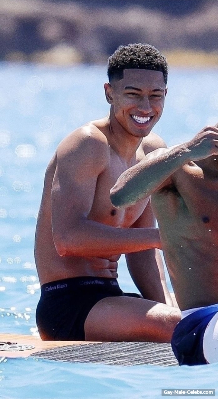 Jobe Bellingham Shirtless And Wet Underwear Pics