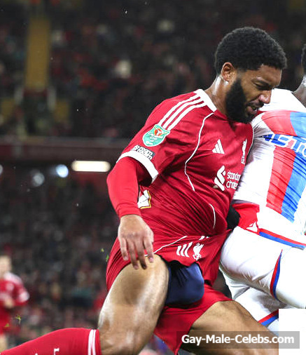 Joe Gomez nude
