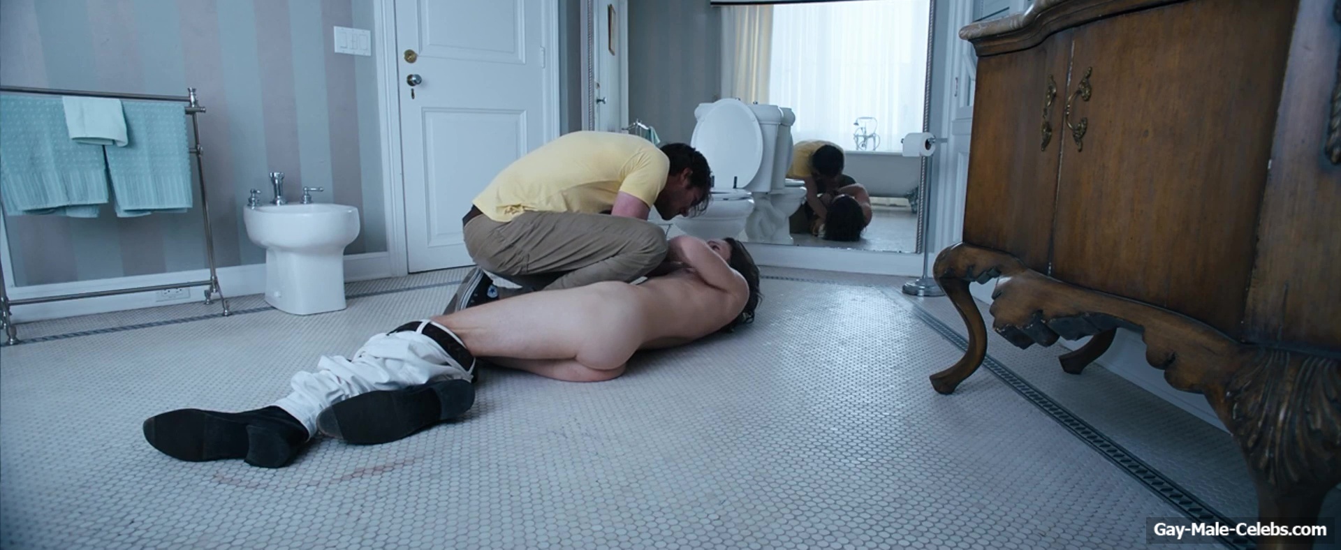 Luke Baines nudes