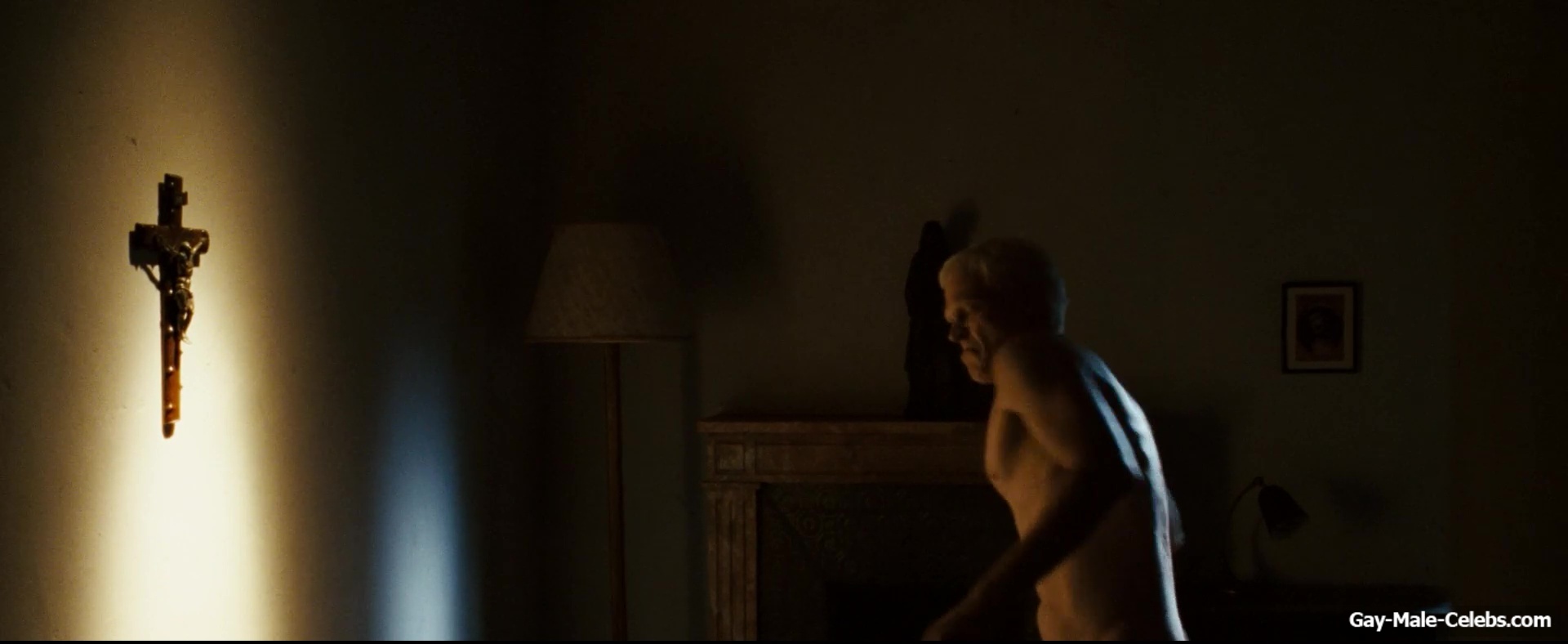 Paul Bettany Nude And NSFW Scenes in The Da Vinci Code