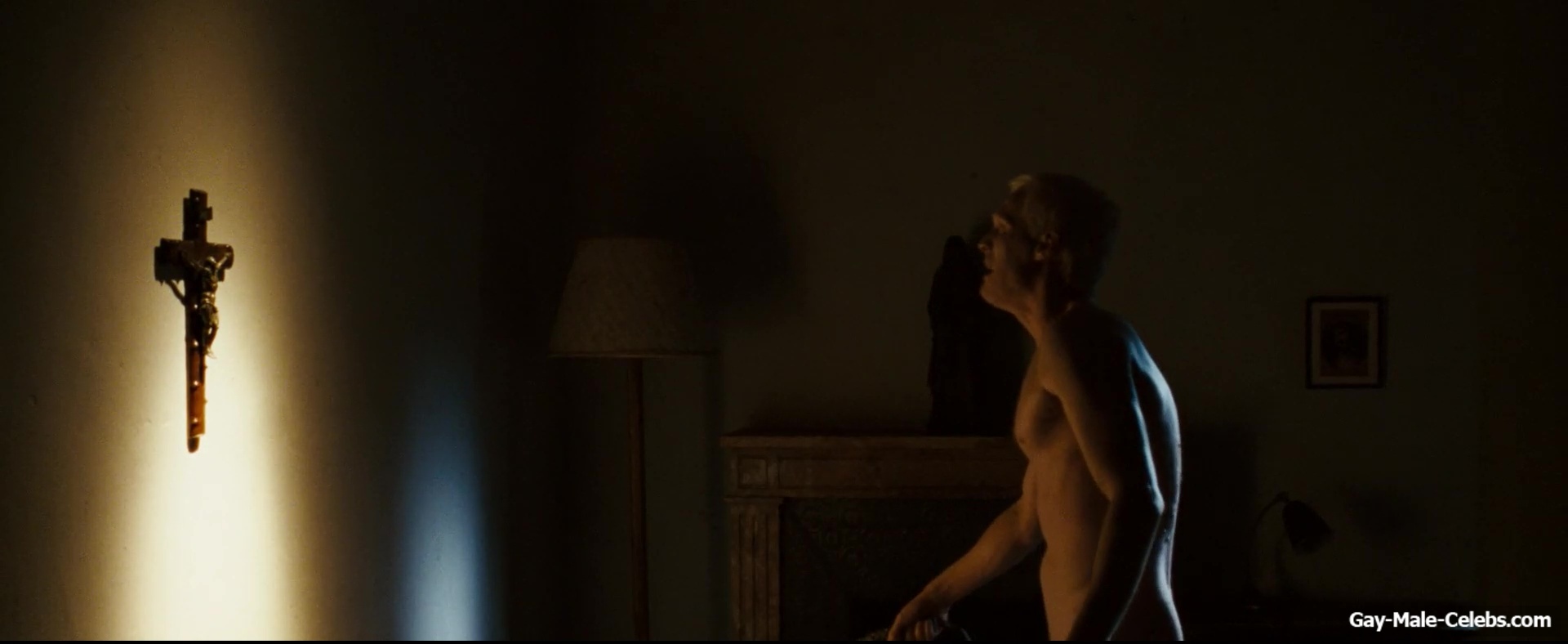 Paul Bettany Nude And NSFW Scenes in The Da Vinci Code