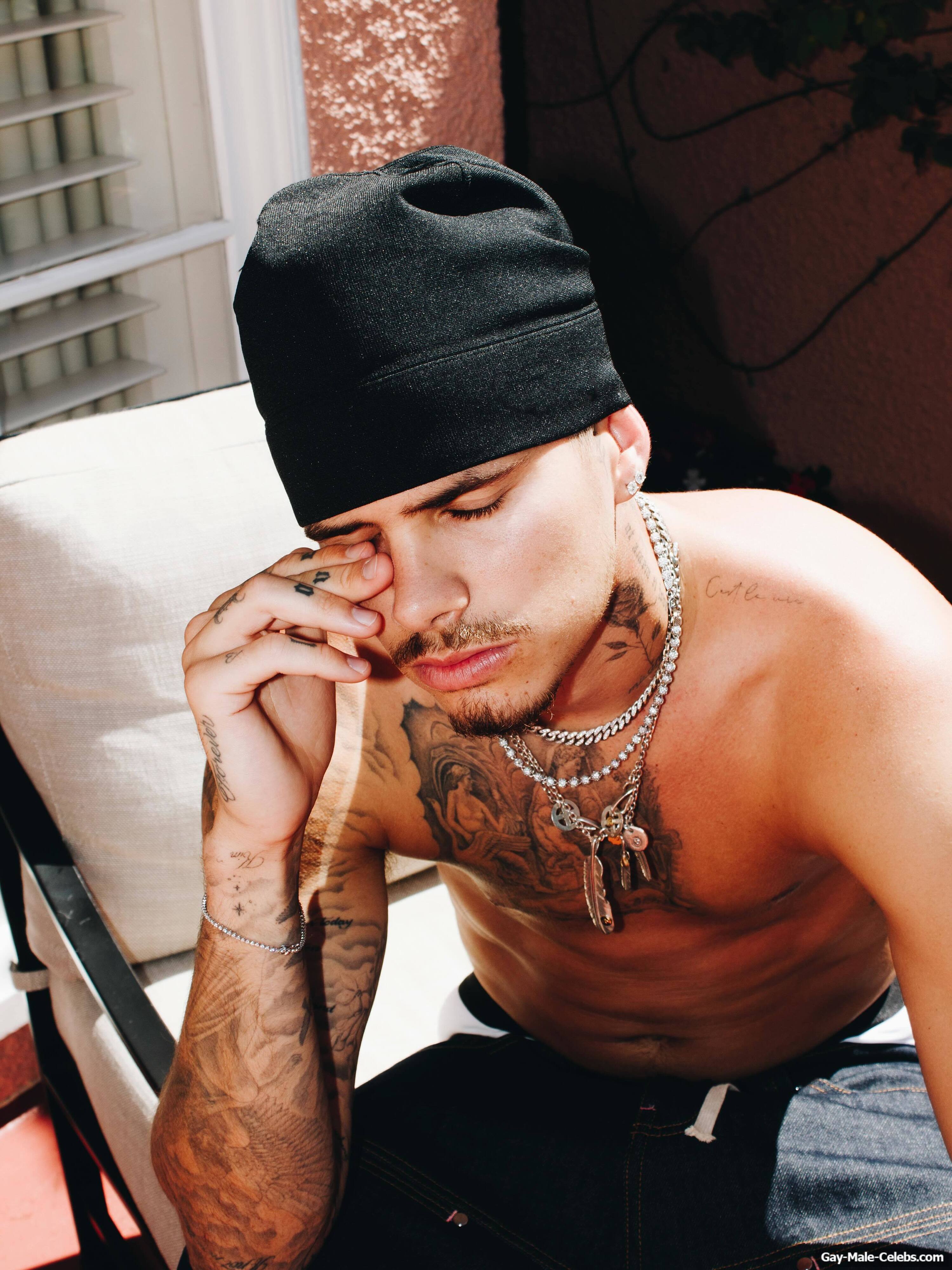 Romeo Beckham Shirtless And Sexy Underwear Photos