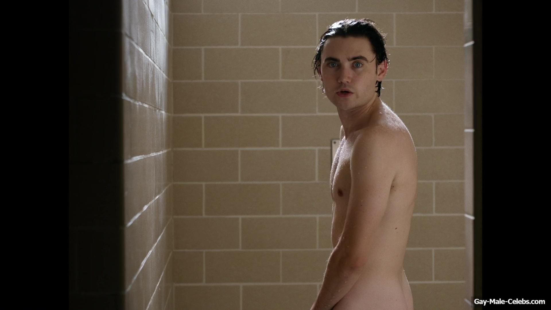 Spencer MacPherson Nude Shower Scenes in School Spirits