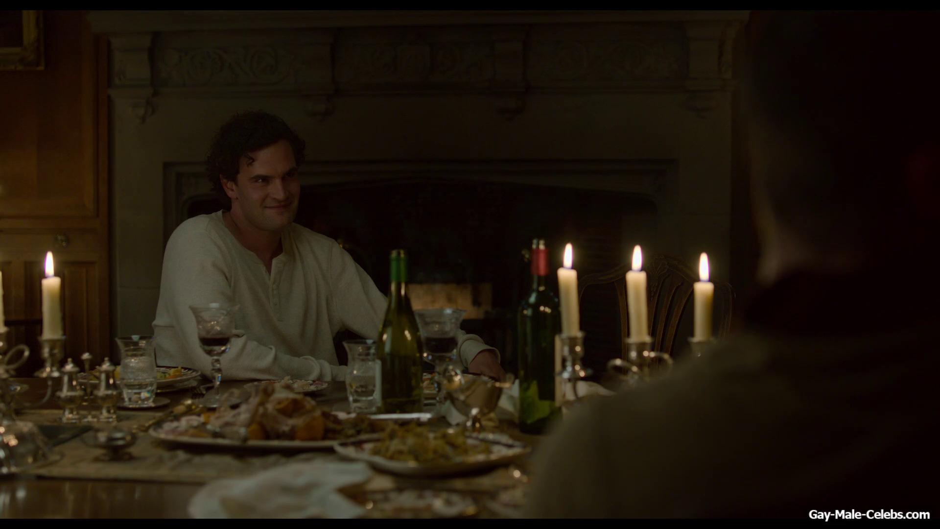 Tom Bateman nude in Behind Her Eyes